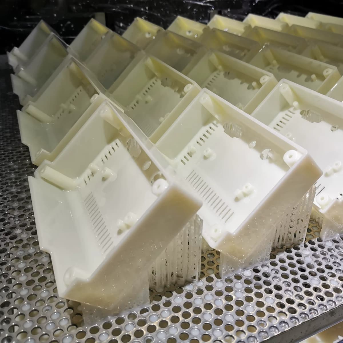 SLA medical devices