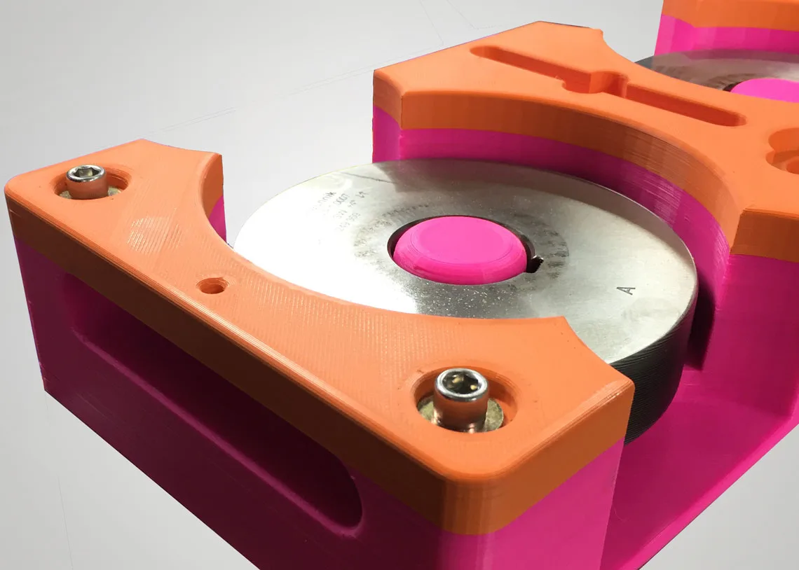 Traditional machining methods for jigs and fixtures manufacturing